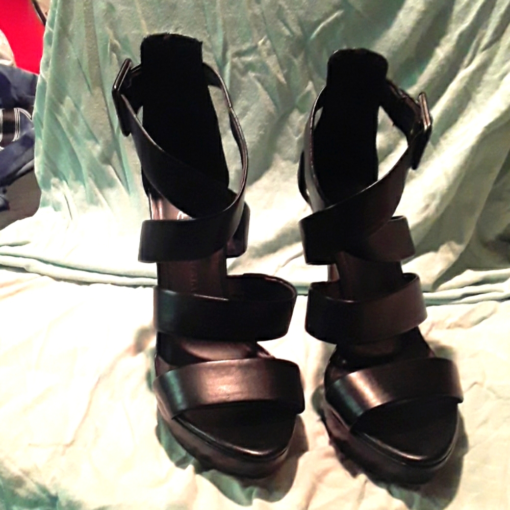 Rock Republic heels 7.5